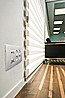 מסגרת 6 מודול עבור HOME & OFFICE עם 4 שקעים ומתאם גוויס, ללא בסיס